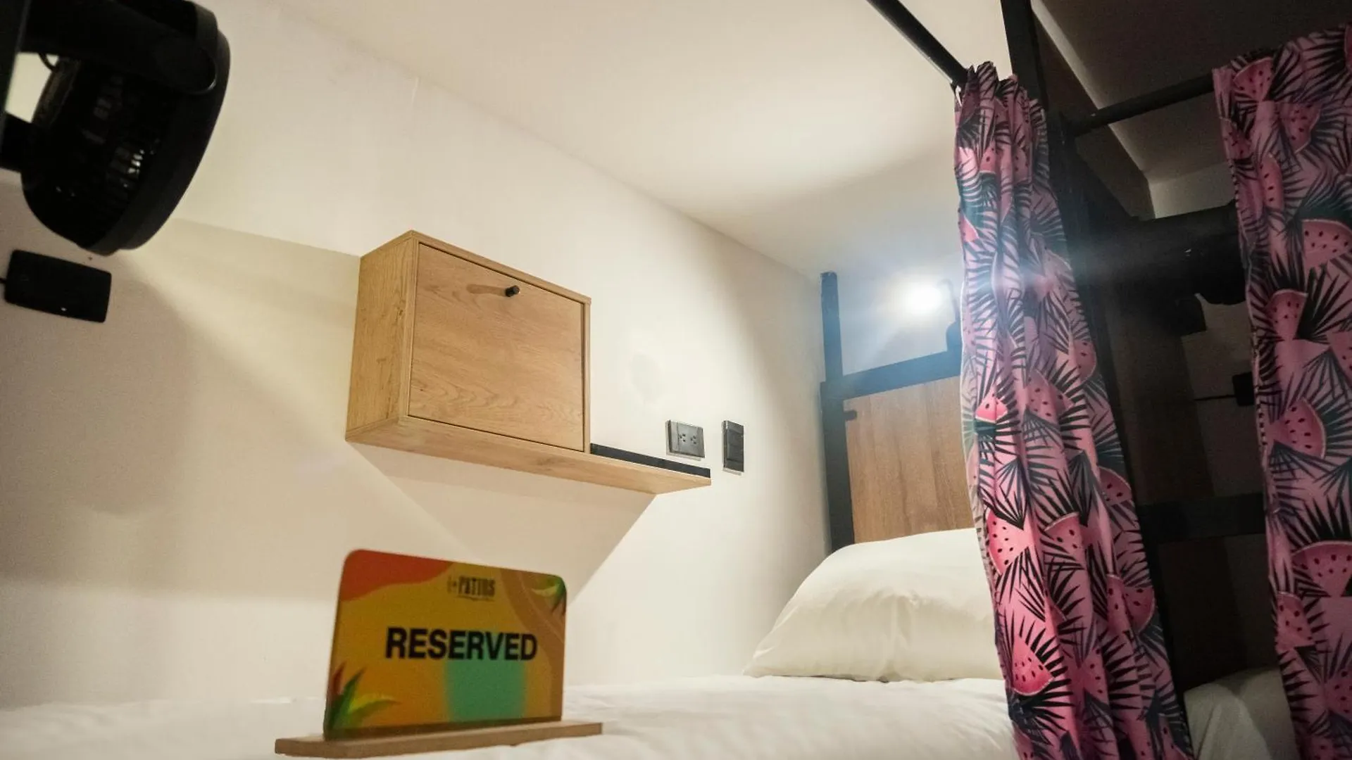 Los Patios Hostel Картахена